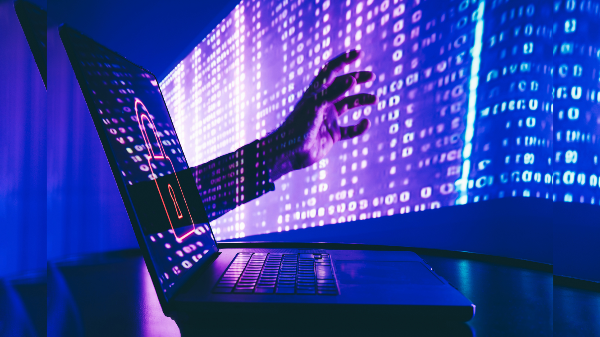 Hacked CPUID download page serving HWMonitor malware alert